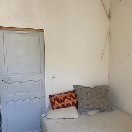 Nyaraló Village House *